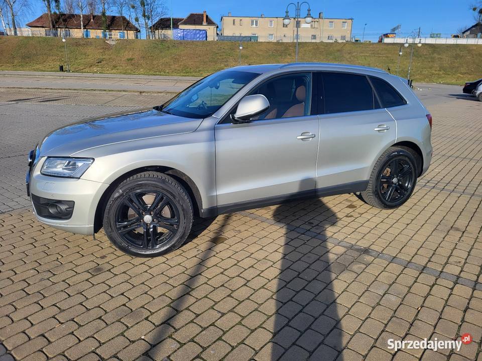 Audi Q5 Salon Polska mały przebieg 30 TDI kupiony w polskim salonie Tczew