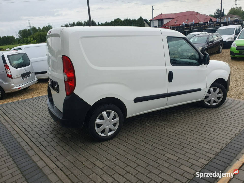 Fiat Doblo Opel Combo 14 Benzyna Polski Salon biały Chełm Śląski sprzedam