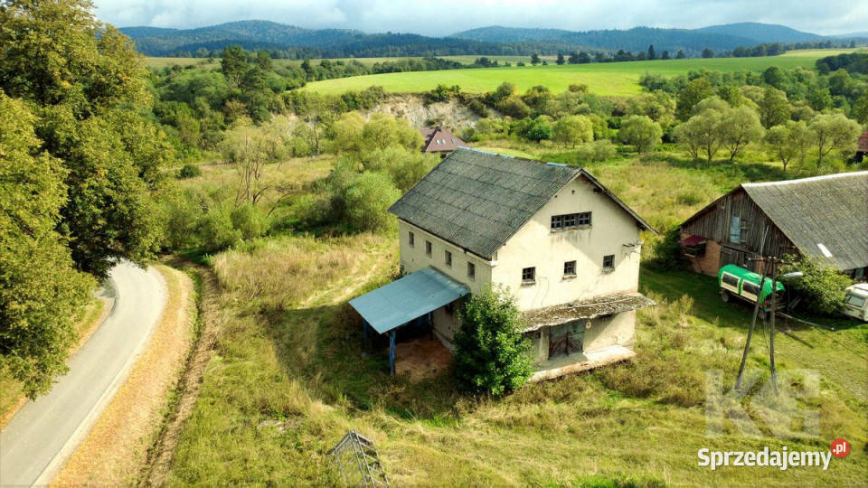 sprzedaży lokalu Smolnik 200m2