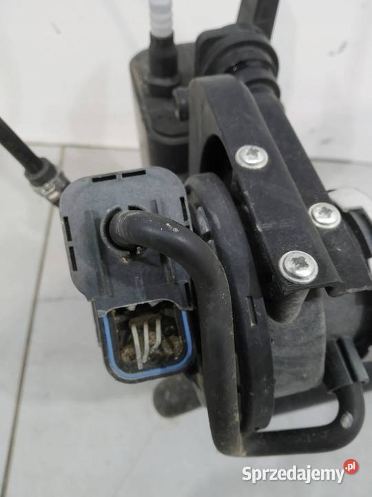 OBUDOWA FILTRA PALIWA FILTR WĘGLOWY 7L8201801 Rok produkcji 2003