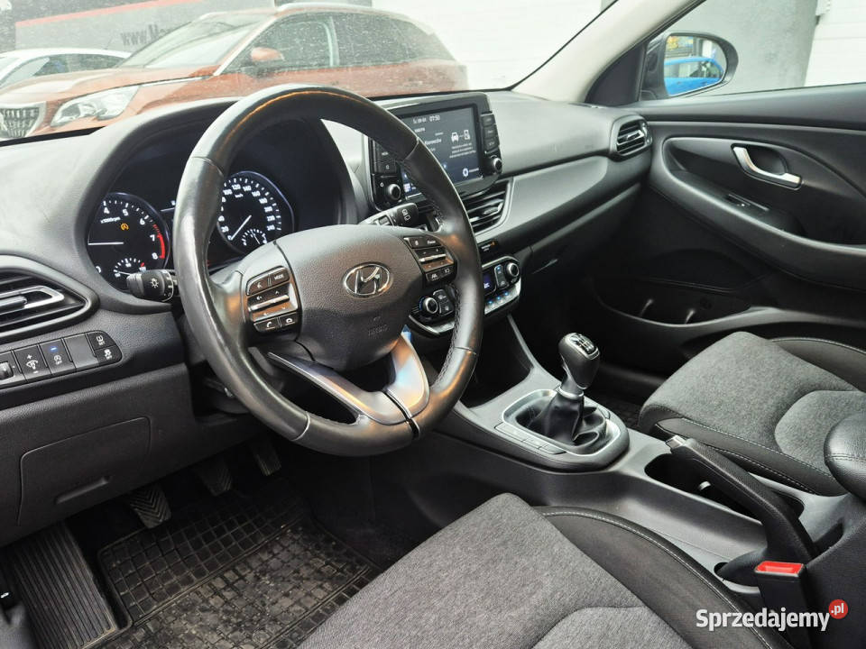 Hyundai i30 10 TGDI 6MT 120 Wersja Smart Pakiet sprzedam