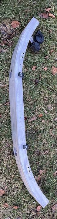 Belka przednia BMW seri 6 m6 e63 osobowe śląskie Częstochowa sprzedam