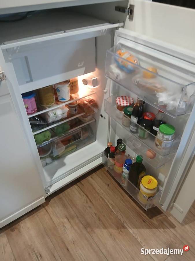 Komplet lodówka kpiekarnik ze slupkiem Kożuchów
