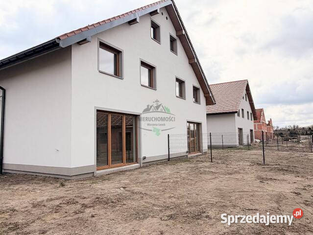 Dom bliźniak Pełcznica Wróbla 12351 metrów