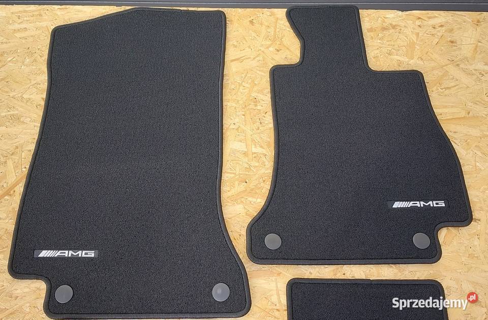 ORYGINALNE DYWANIKI WELUROWE MERCEDES A205 AMG Pozostałe Mielęcin sprzedam