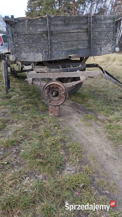 Przyczepy rolnicze jedna sprawna druga bez dwóch Przyczepy rolnicze Sokołowice