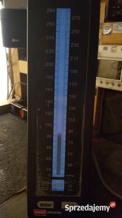 Ciśnieniomierz analogowy z wyświetlaczem LCD Zielona Góra