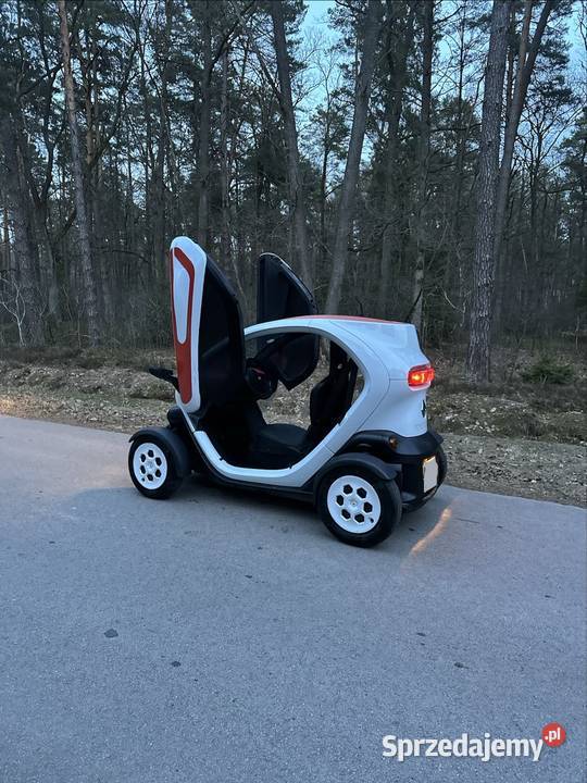 Renault twizy 45 Kat AM 14 lat bez prawa jazdy Rok produkcji 2012 Tomaszów Lubelski sprzedam