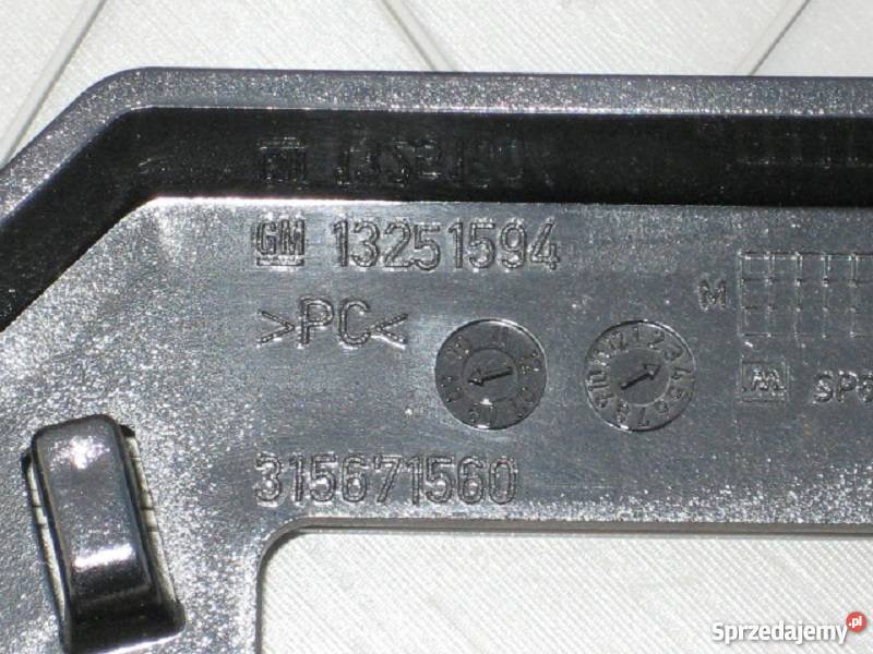 Lampka oswietlenie kabiny Opel Insignia 13285094 osobowe Wyposażenie wnętrza wielkopolskie Kalisz