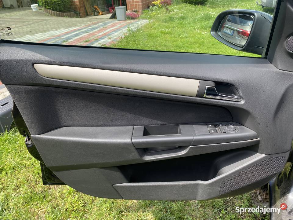 Sprzedam drzwi przednie lewe Opel Astra H Z20R Drzwi Piekary Śląskie