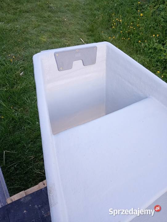 Łódka plastikowa drewniana Sejny