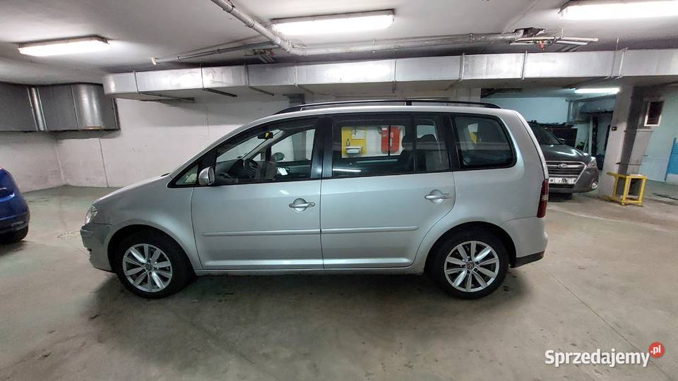 Volkswagen Touran 19 TDI 2008 Warszawa