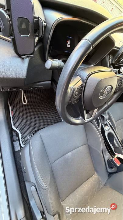 Corolla 18 hybryda stan idealny szary