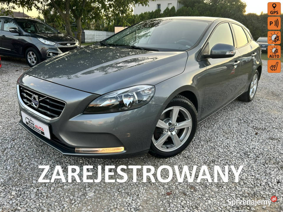 Volvo V40 Super stan II 2012 nawigacja Nowe Iganie sprzedam