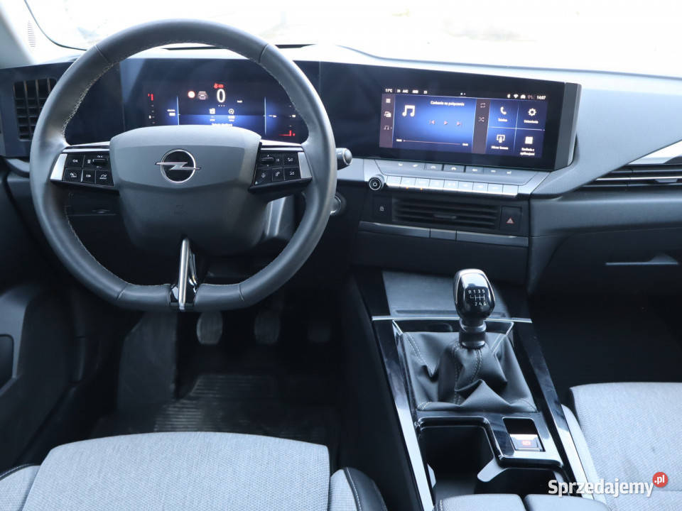 Opel Astra 12 Turbo Piaseczno