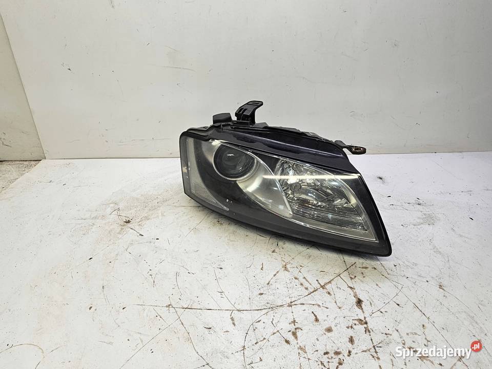 REFLEKTOR PRAWY PRZÓD AUDI A5 8T0941004AB Przystajń sprzedam