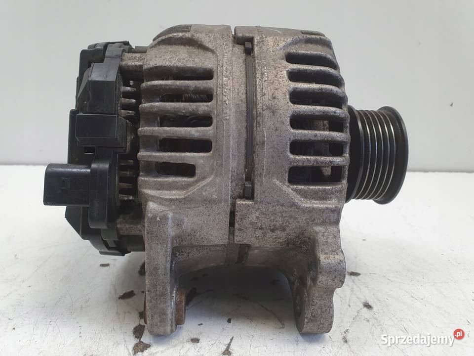 VW Bora 19 TDI ALTERNATOR bosch 06F903023F 140A Janów