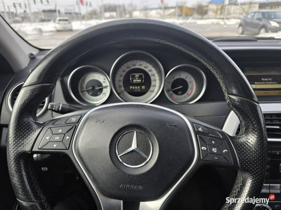 Mercedes C 180 Avantgarde pakiet AMG 18 Benzyna czarny Samochody osobowe Jacków