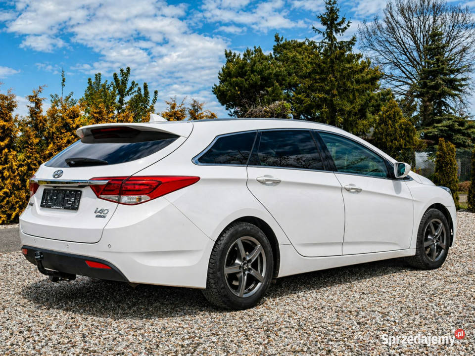 Hyundai i40 Rok produkcji 2017 Sadlno