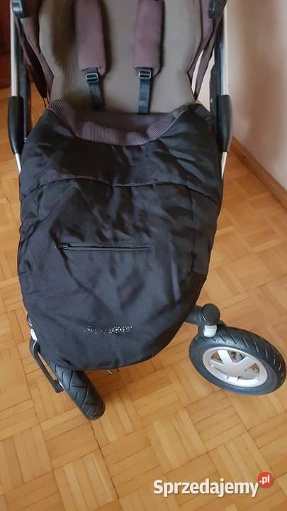 Maxi Cosi 3w1 z bazą isofix i dodatkowym Sumina