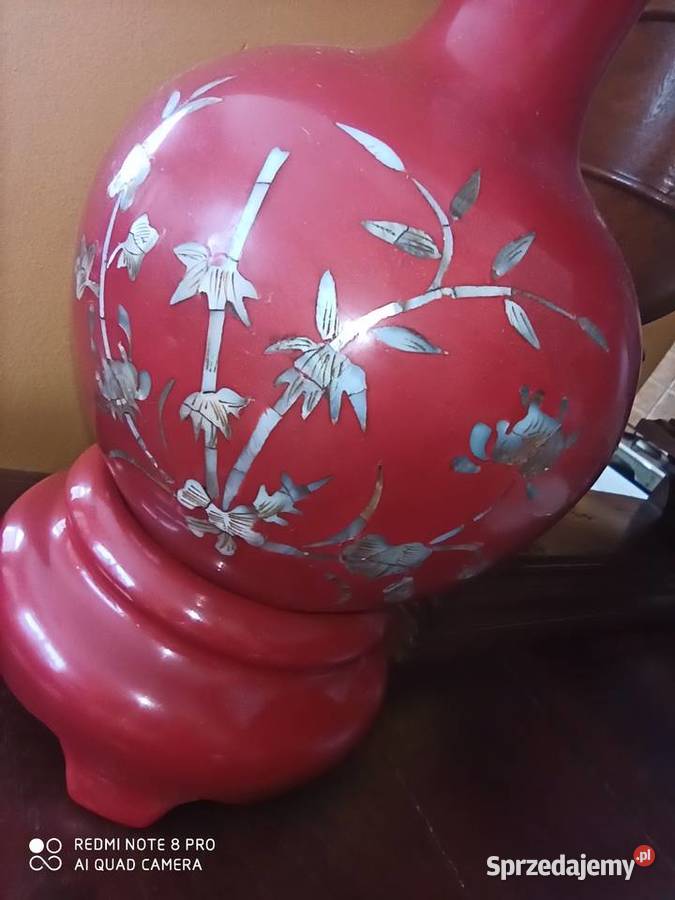 Wazon z laki z masą perłową na podstawce Gdańsk