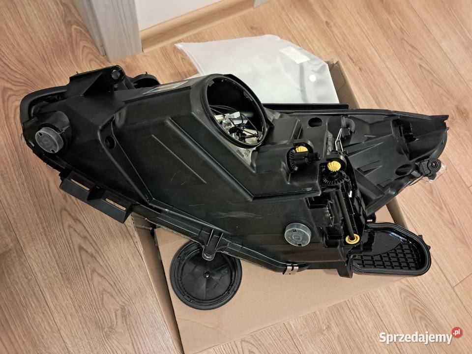 VALEO REFLEKTOR 043376 PRZÓD PRAWY OPEL CORSA D podlaskie Białystok