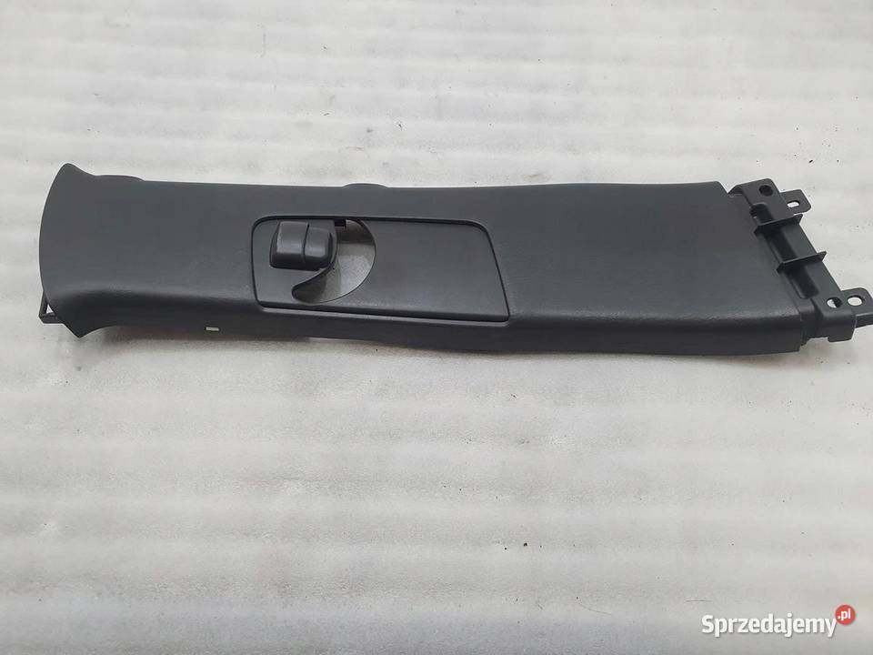 OSŁONA POSZYCIE SŁUPKA PRAWE LAND CRUISER 120 5D Osłony i zaślepki