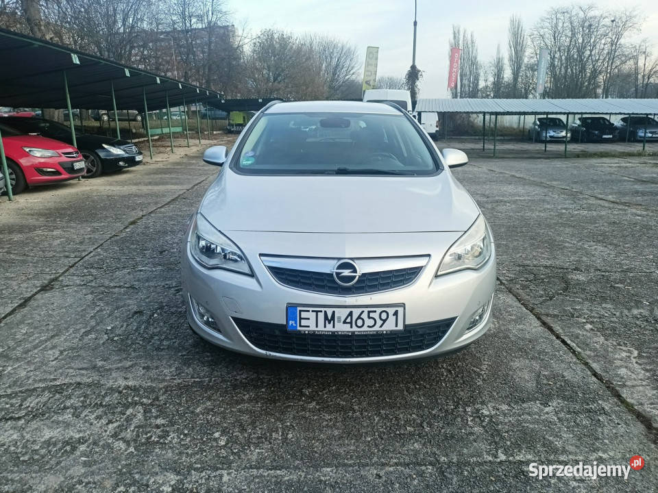 Opel Astra zadbany serwisowany zarejestrowany Tomaszów Mazowiecki sprzedam