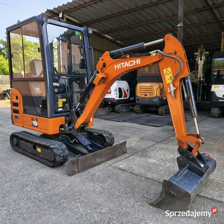 Hitachi ZX19