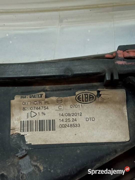 LAMPA PRZÓD PRAWA EU 8200744754 Dacia Logan I