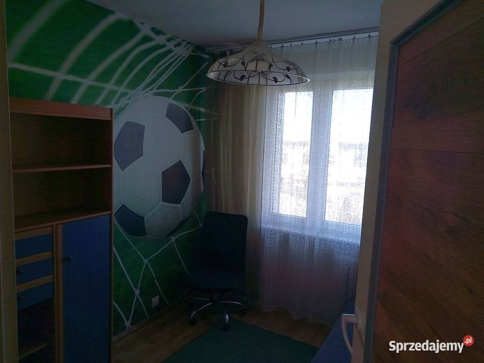 Mieszkanie 3 pok Gdynia Rozewska do remontu Liczba pokoi 3 pomorskie