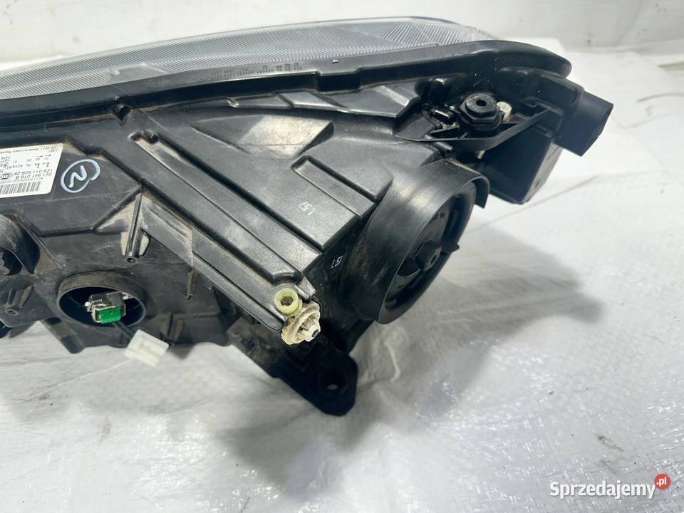SKODA SUPERB III LAMPA PRZÓD PRAWA BIXENON LED Lampy przednie sprzedam