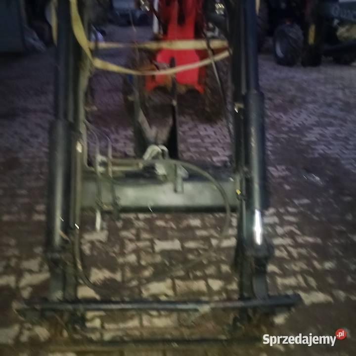 Ładowacz czołowy Zetor 7245 Massey Ferguson 590 nieuszkodzony Ładowacze czołowe