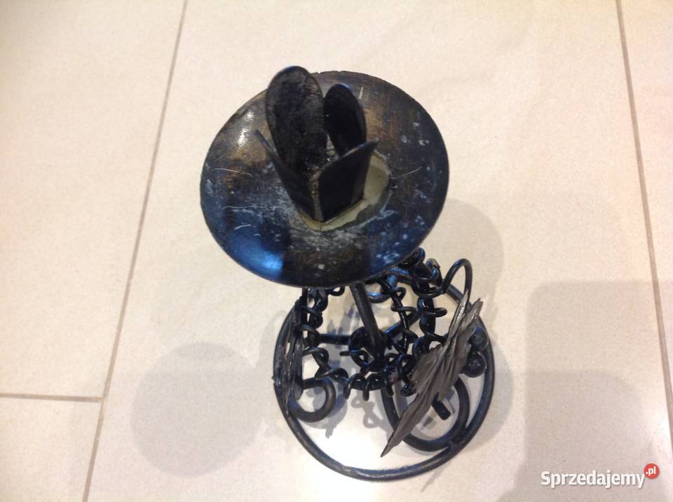 Czarny Świecznik Metalowy Metaloplastyka Nowa Sól