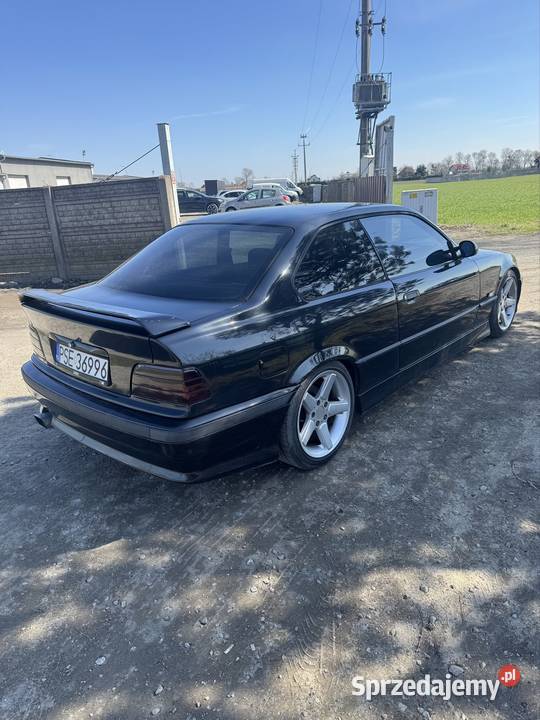 Sprzedam BMW E36 coup klimatyzacja czarny Seria 3 Środa Wielkopolska