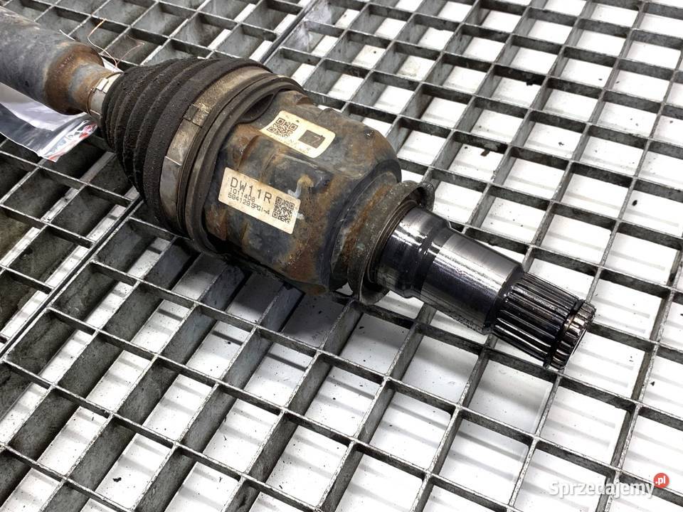 PÓŁOŚ PRAWY PRZÓD LEXUS CT 18 99 PRZEGUB