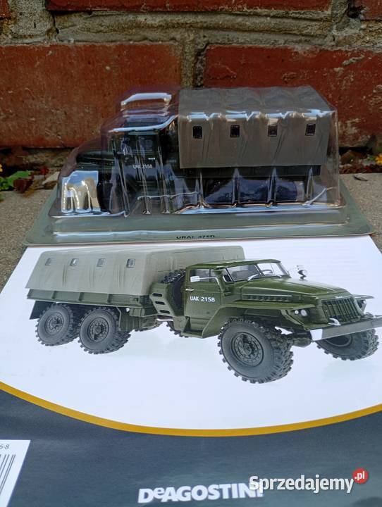URAL 375D Wojskowy Kultowe ciężarówki auta PRL Warszawa