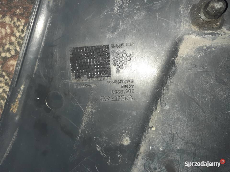 Obudowa plastiki silnika Volvo S40 9804 30819284 osobowe Puchaczów