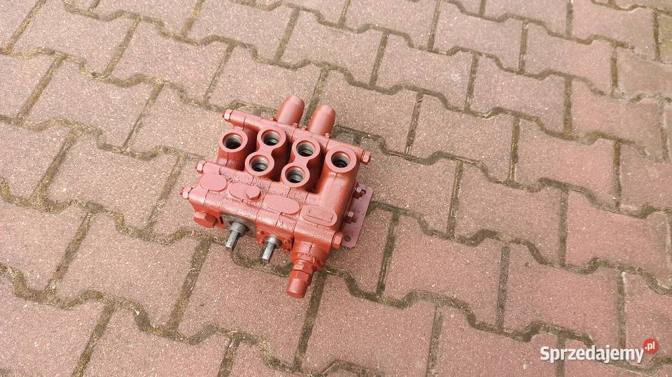 Rozdzielacz Hydrauliczny Ciągnik LKT 81 LKT 80 Łaskarzew