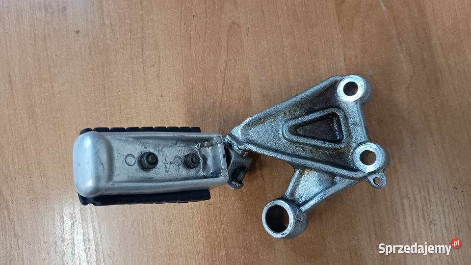 Yamaha v 1200 przedni podnóżek prawy stopka Skorzeszyce