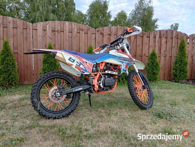 Sprzedam motocykl xmotos 250 stan idealny nieuszkodzony łódzkie Szczerców
