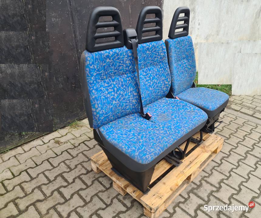IVECO DAILY 3 9906 fotel kierowcy i kanapa sprzedam