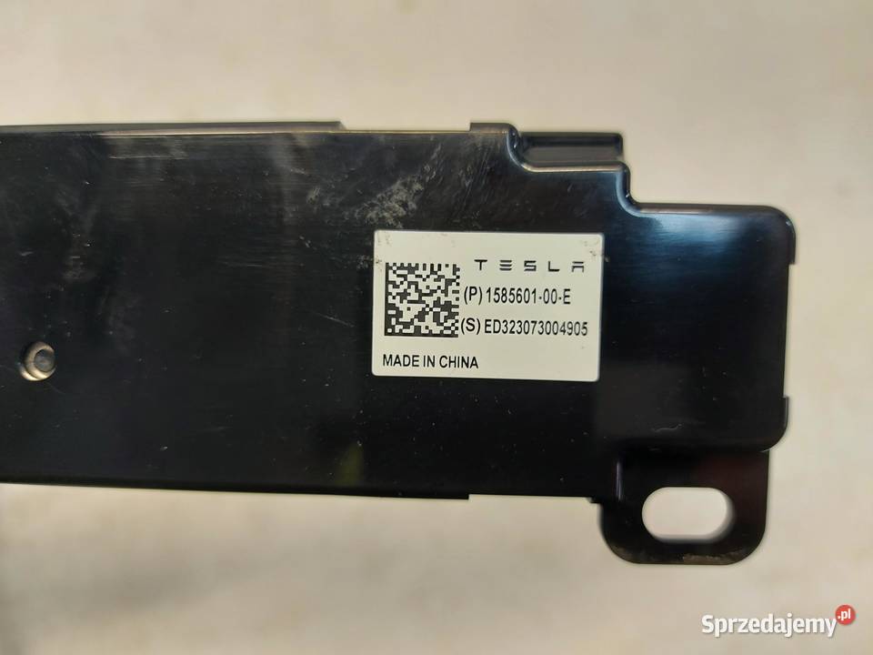 TESLA MODEL Y 2023r Moduł wzmacniacz anteny osobowe sprzedam