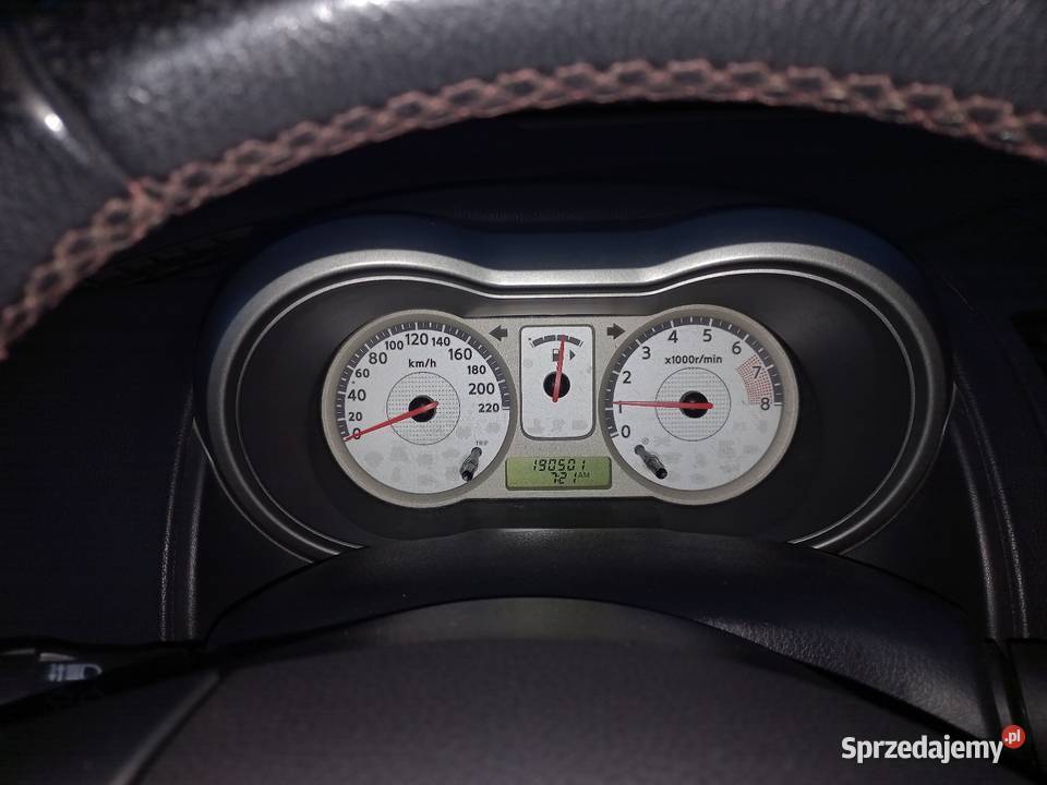 Nissan Note 16 uszkodzony tył Rok produkcji 2006 Wrocław