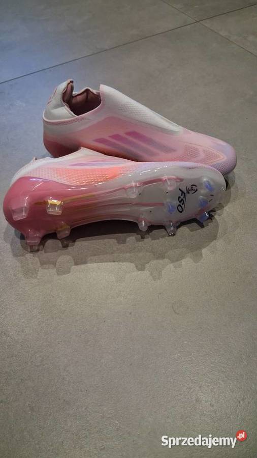 Korki do gry w piłkę nożną FS0 Piłka nożna Ostrów Wielkopolski sprzedam