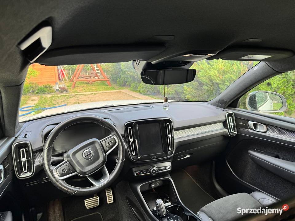 Sprzedam samochód osobowy Volvo XC 40 Rdesing Radomsko