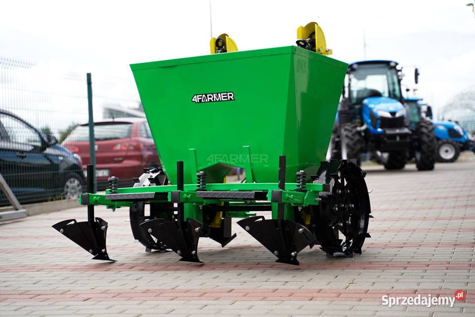 Sadzarka dwurzędowa do sadzenia roślin Tajęcina