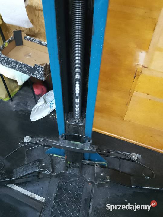 Sprzedam podnośnik dwukolumnowy Consul 25T lubelskie