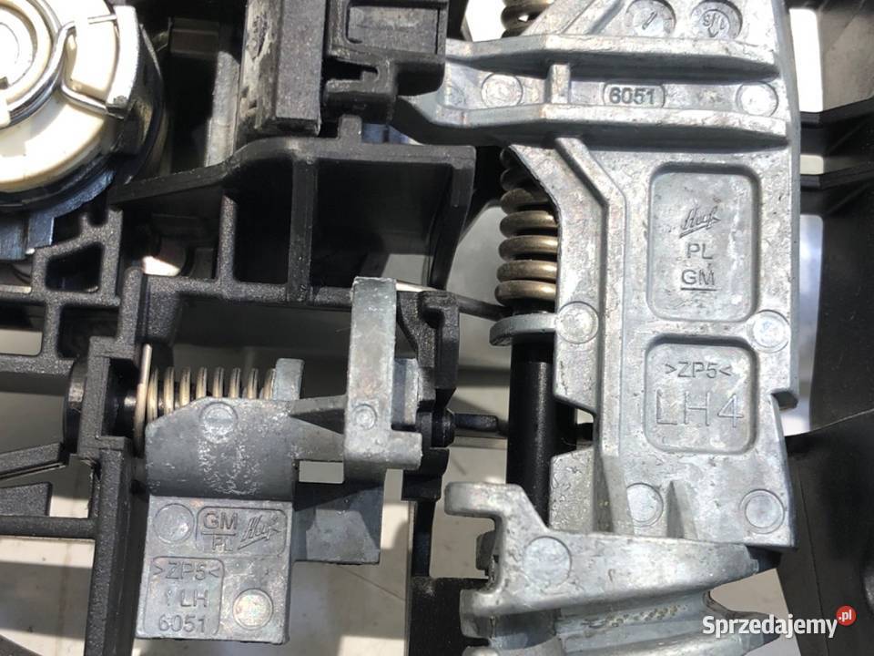 KLAMKA ZEWNĘTRZNA LEWY PRZÓD OPEL ASTRA K Inny Klamki podkarpackie