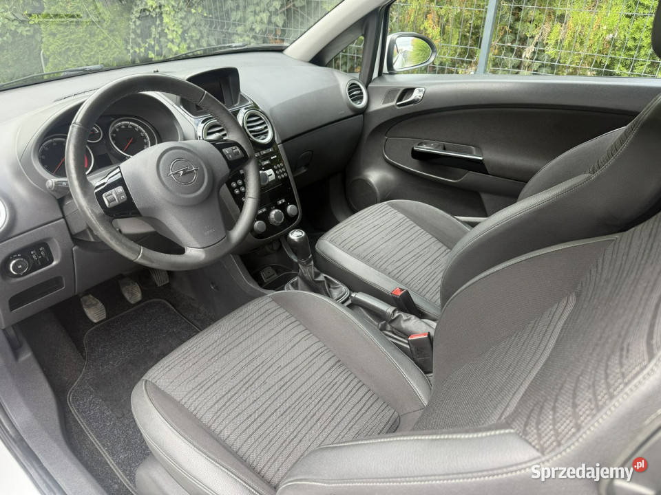 Opel Corsa Opel Corsa 14 polift D 20062014 Poznań sprzedam